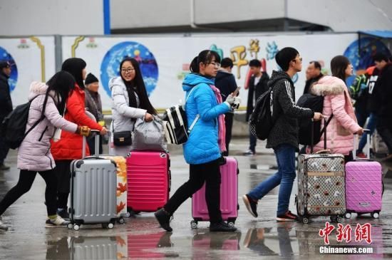 春運(yùn)前三天全國(guó)共發(fā)送旅客2.1億人次387999_ 春運(yùn)前三天全國(guó)共發(fā)送旅客2.1億人次